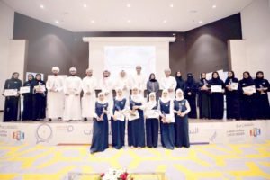 تتويج الفائزين بالبطولة الوطنية للمناظرات.. وإشادات بتبني ثقافة الحوار بين الشباب