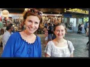 سوق مطرح وانطباع السائح الاجنبي