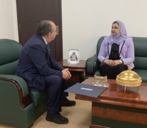 ” اللواتية” تستقبل رئيس الاتحاد الدولي لفن التصوير الضوئي