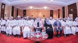 20 نحاتا عالميا بصحار يحولون الصخر إلى تحف فنية بصرية تجسد مشاعرهم&hellip;