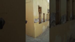 الزقاق القديمة في البلدة القديمة لولاية مطرح