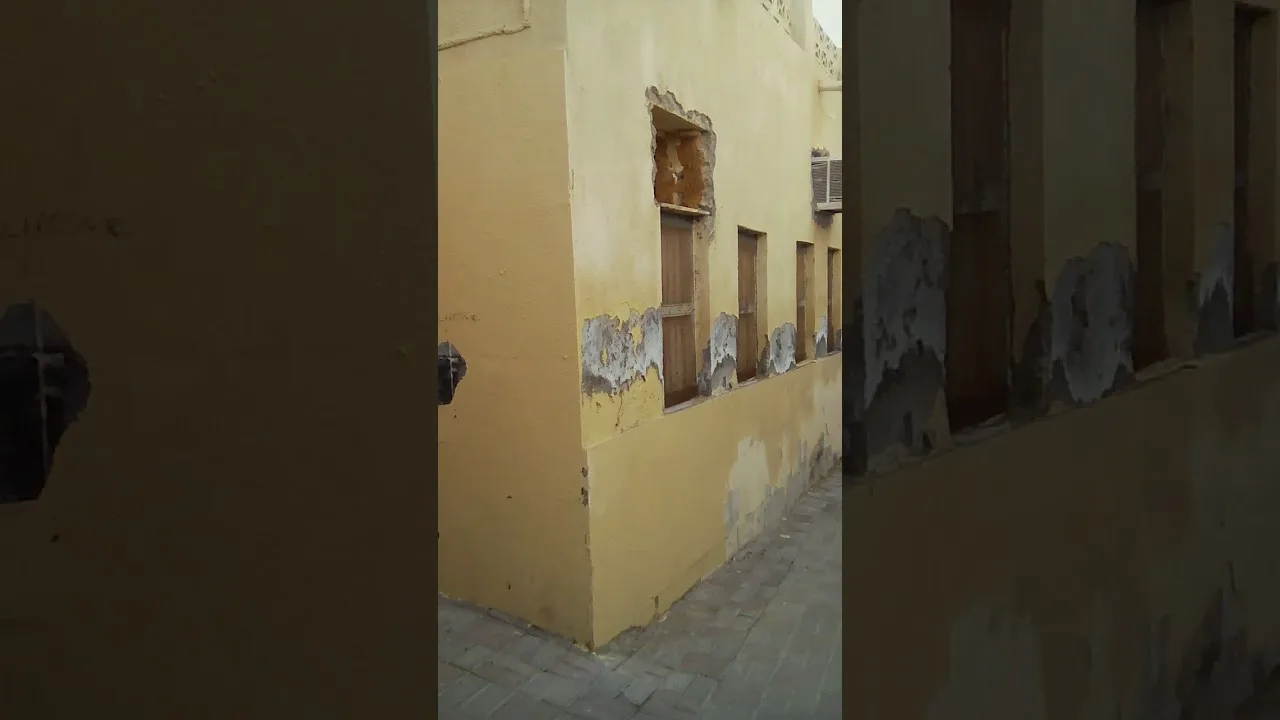 الزقاق القديمة في البلدة القديمة لولاية مطرح