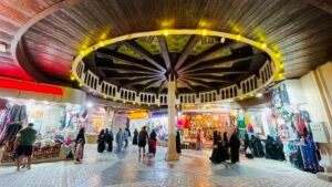 سوق مطرح بسلطنة عُمان .. عبق التاريخ وإشراقة الحاضر