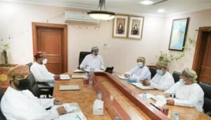 مناقشة مشروع تجميل سوق مطرح