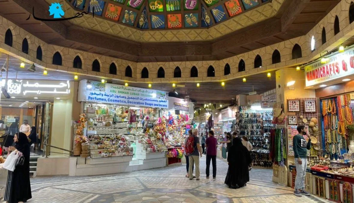 سوق مطرح… حكاية عُمانيّة بعبق اللُّبان وبريق الذهب