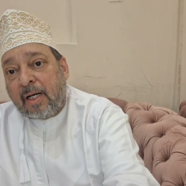 الشعب العماني يشارك في جنازة الراحل جمال عبد الناصر . الجزء 1 – 3