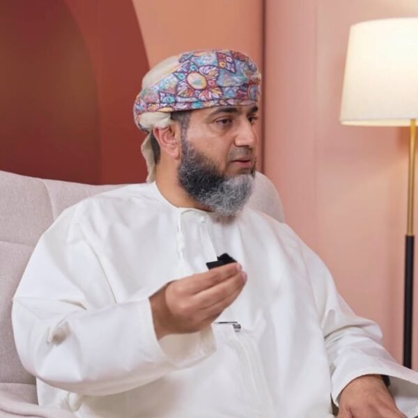 بودكاست لون العطاء | نعمان الرواحي عضو في فريق مطرح الخيري