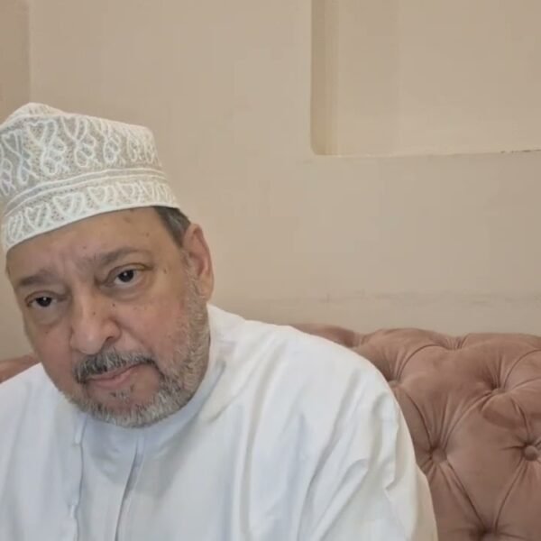 شمس منتصف الليل … تفاصيل غرق سفينة دارا في مياه الخليج