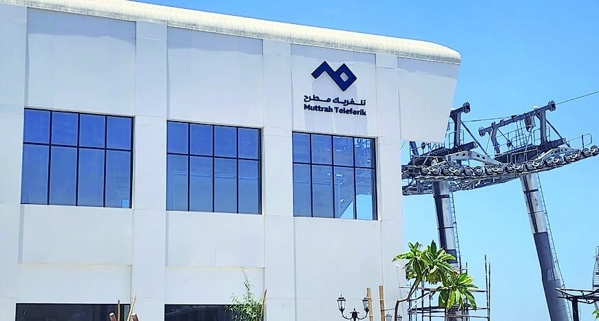 90 بالمائة.. نسبة الإنجاز في مشروع تلفريك مطرح