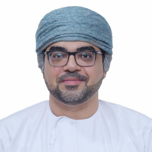 “لجنة الحوار المشترك” تساهم في تطوير بيئة العمل وتحقيق التوازن بين المصالح الاقتصادية والاجتماعية