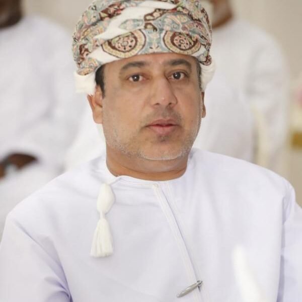 مطرح ومواقف السيارات